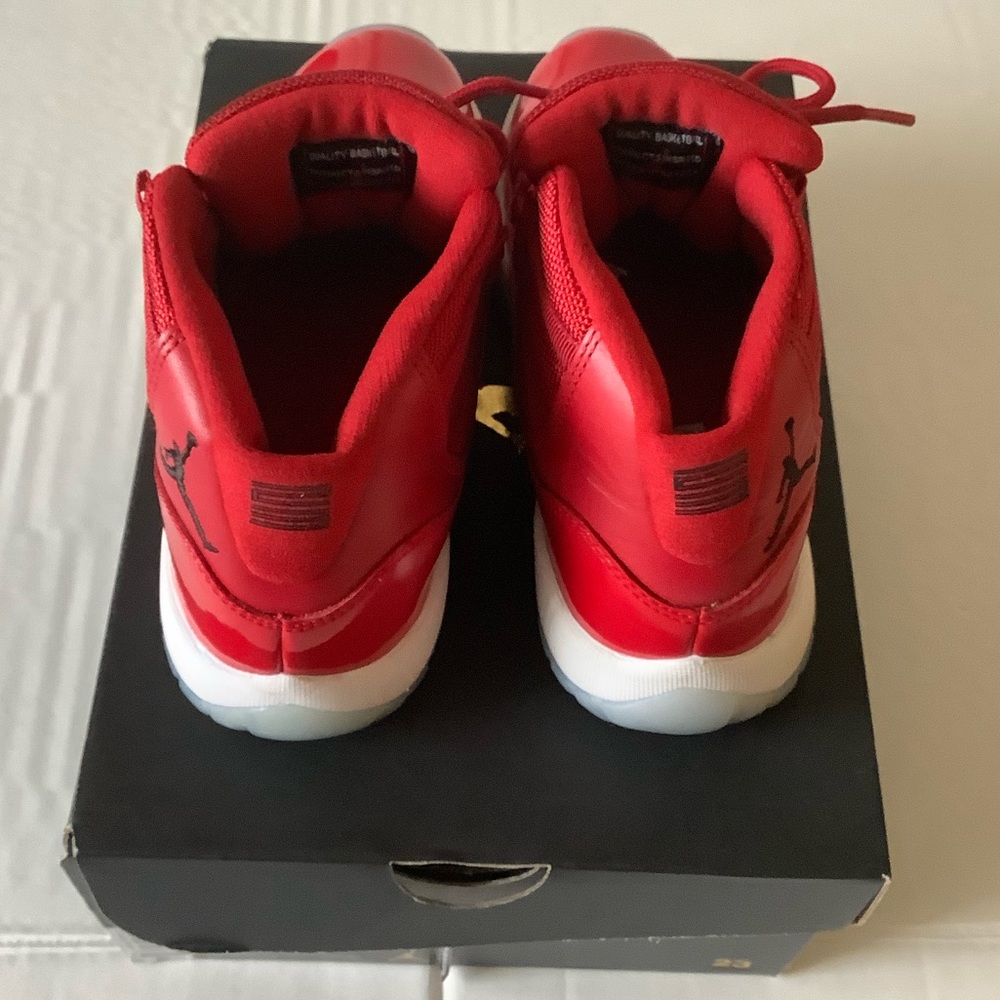 Air Jordan 11 Retro BG ‘win like ‘96’ kids Sneaker - Picture 10 of 13